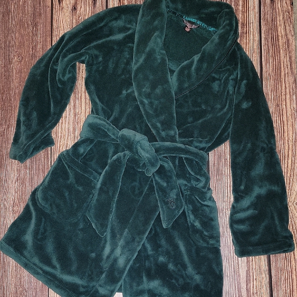 Victoria's Secret Luxurious Green Velvet Robe